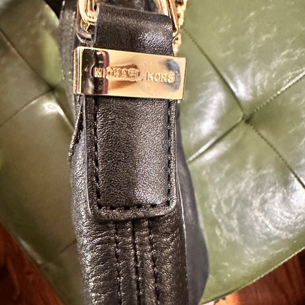 Michael Kors - Black Leather Shoulder / Crossbody Bag with Tassel - Picture 6 of 9